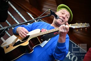 krst knihy trhovisko 11